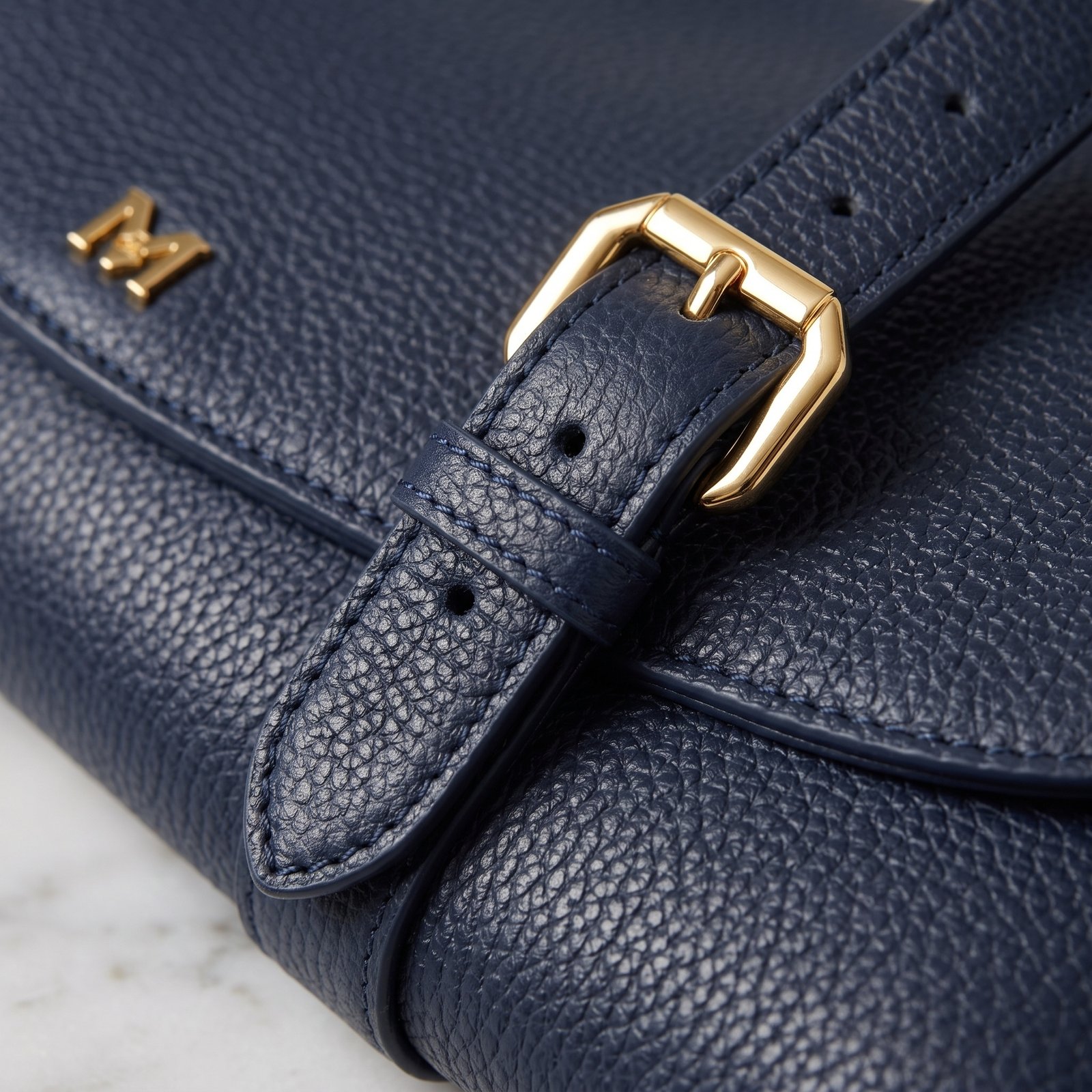 Urban-Bag Midnight Navy Pebbled Leather Crescent Hobo Bag - Image 3